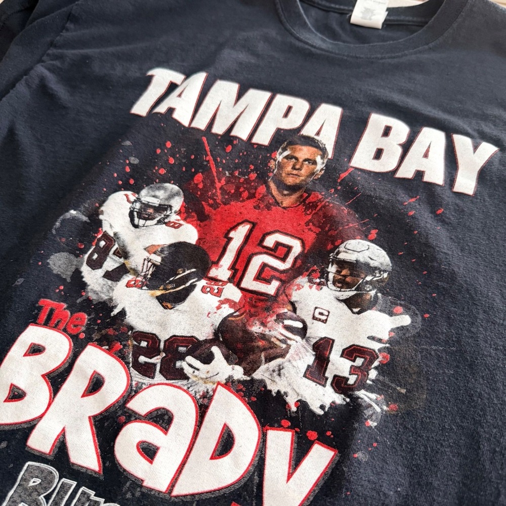 Gildan Tampa Bay Buccaneers Tom Brady Bunchâ T-Shirt Mens XL Black NFL Football
